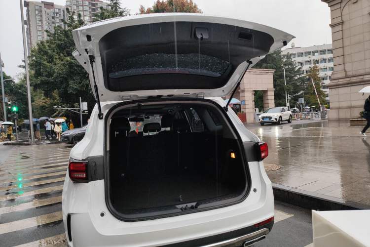 Used BAIC Ruixiang X5 2021 1.5T Manual Elite Version 5 Seats Trunk