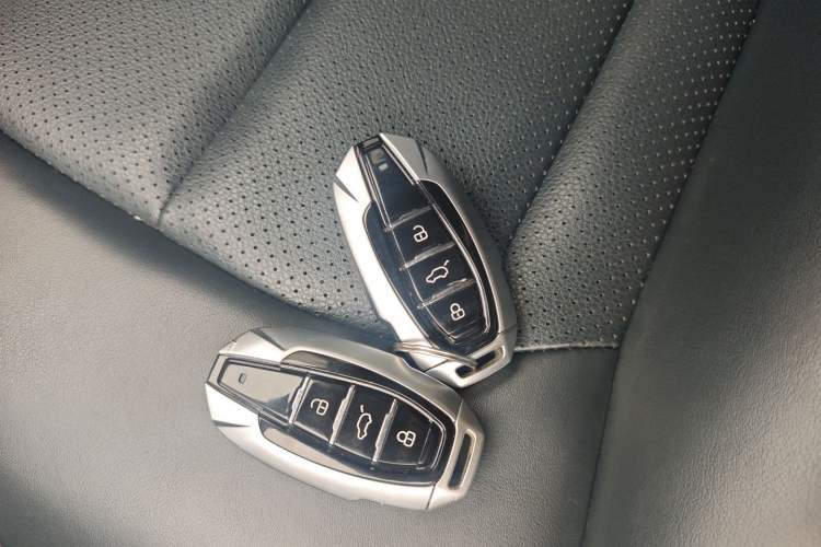 Used BAIC Ruixiang X5 2021 1.5T Manual Elite Version 5 Seats Vehicle Key