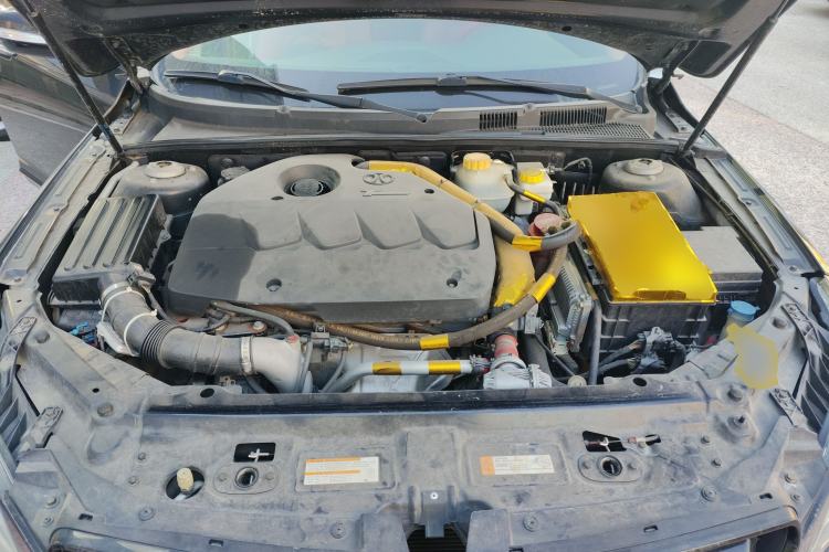 Used BAIC Senova CC 2015 1.8T automatic comfort version Engine Bay