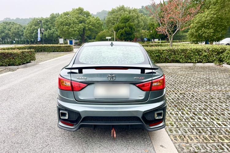 Used BAIC Senova CC 2015 1.8T Automatic Elite Edition Exterior 4