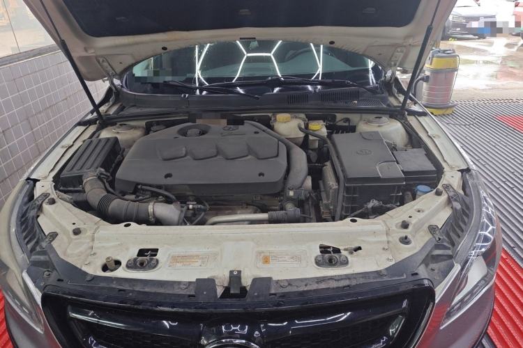 Used BAIC Senova CC 2015 1.8T Automatic Elite Edition Engine Bay