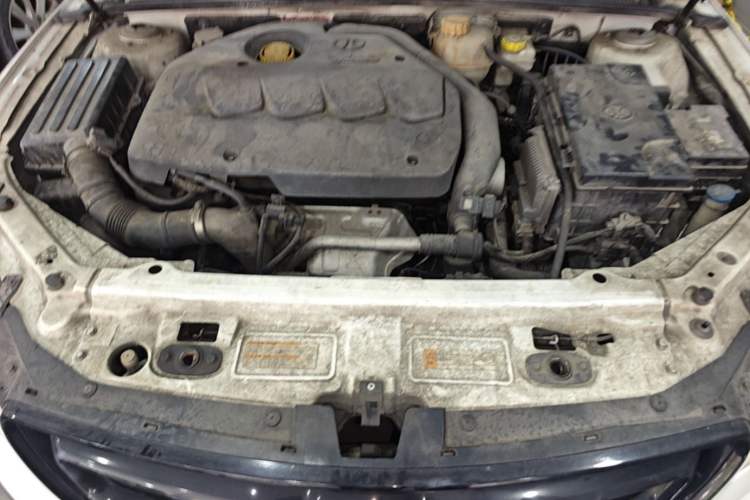 Used BAIC Senova CC 2015 1.8T Automatic Elite Edition Engine Bay