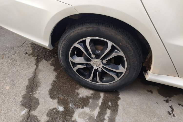 Used BAIC Senova D20 2015 Sedan 1.5L Automatic Lotte Edition Exterior 3