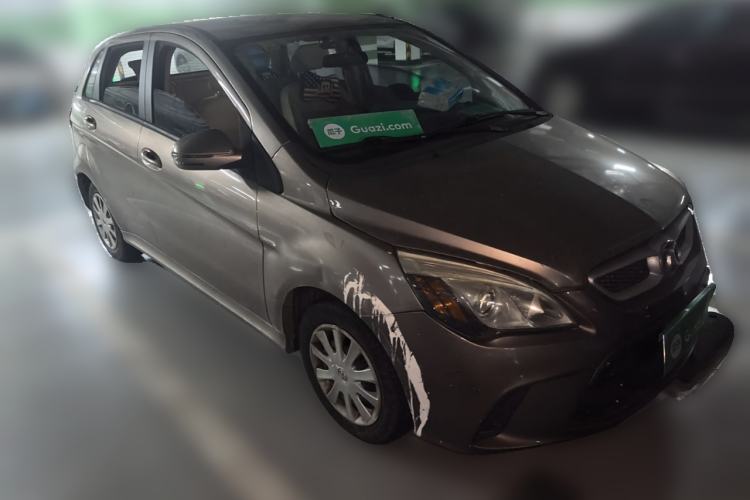 Used BAIC Senova D20 2015 Hatchback 1.3L Manual Joy Edition Front Right 45 Deg