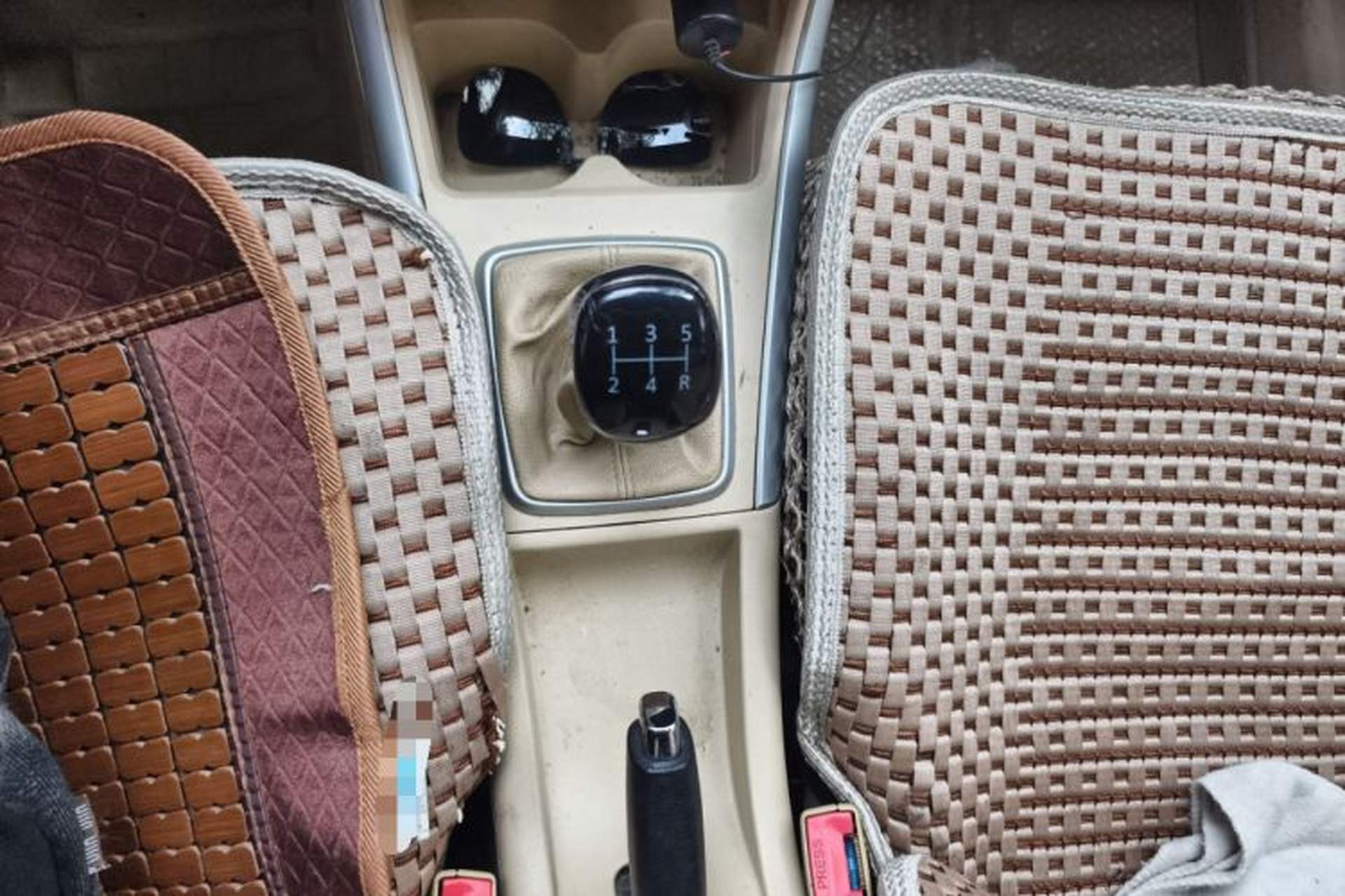 Used BAIC Senova D20 2015 Hatchback 1.3L Manual Leisure Edition Gear Lever