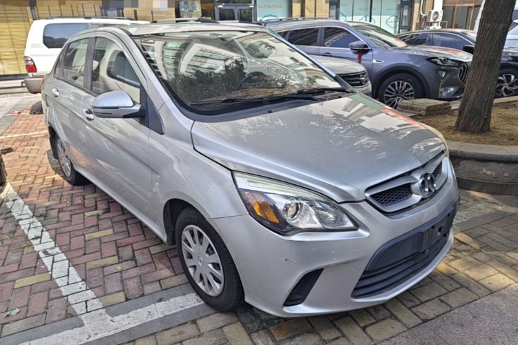 Used BAIC Senova D20 2015 Sedan 1.3L Manual Joy Edition Front Right 45 Deg