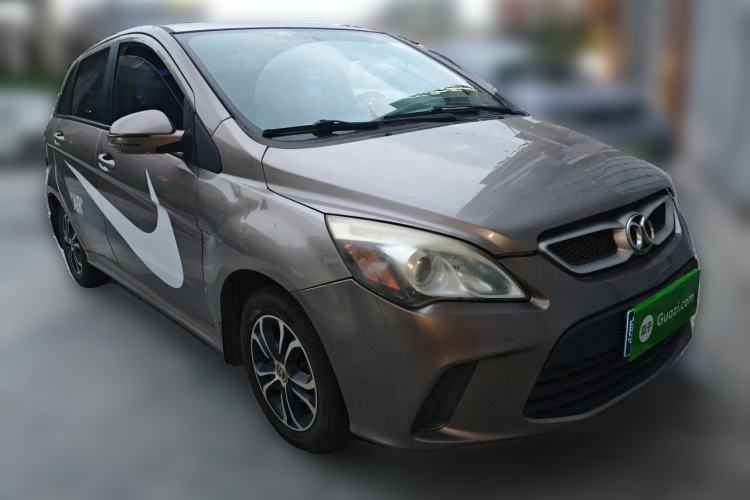 Used BAIC Senova D20 2015 Hatchback 1.5L Automatic Lotte Edition Front Right 45 Deg