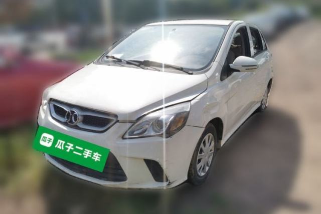BAIC Senova D20 2015 Hatchback 1.3L Manual Joy Edition usado