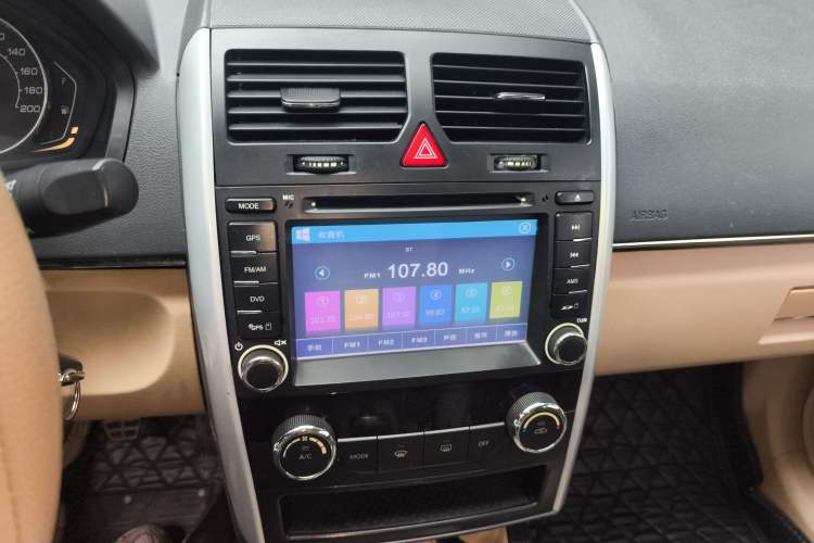 Used BAIC Senova D20 2015 Sedan 1.5L Manual Lotte Edition Audio And AC Panel