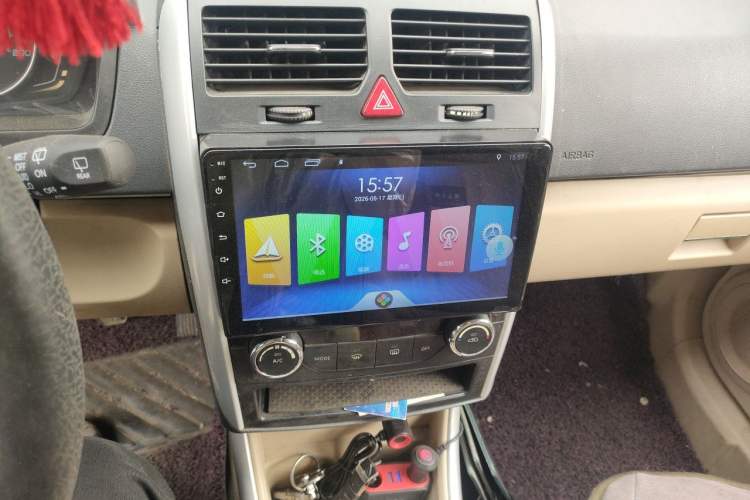 Used BAIC Senova D20 2015 Hatchback 1.3L Manual Leisure Edition Audio And AC Panel