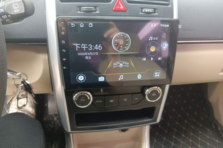 Used BAIC Senova D20 2015 Hatchback 1.5L Automatic Joyful Edition Audio And AC Panel