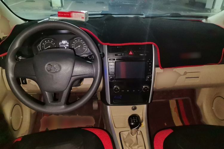 Used BAIC Senova D20 2015 Hatchback 1.5L Manual Lotte Edition Center Console