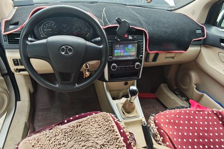 Used BAIC Senova D20 2015 Sedan 1.3L Manual Joy Edition Center Console