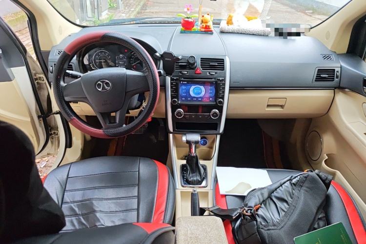 Used BAIC Senova D20 2015 Hatchback 1.5L Automatic Lotte Edition Center Console