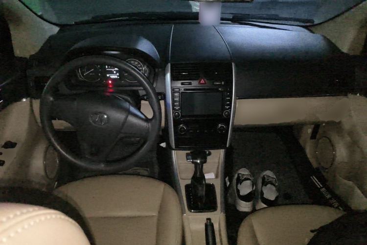 Used BAIC Senova D20 2015 Hatchback 1.5L Automatic Lotte Edition Center Console
