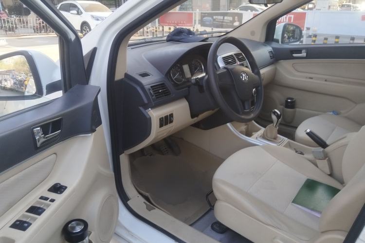 Used BAIC Senova D20 2015 Hatchback 1.3L Manual Joy Edition Driver Seat