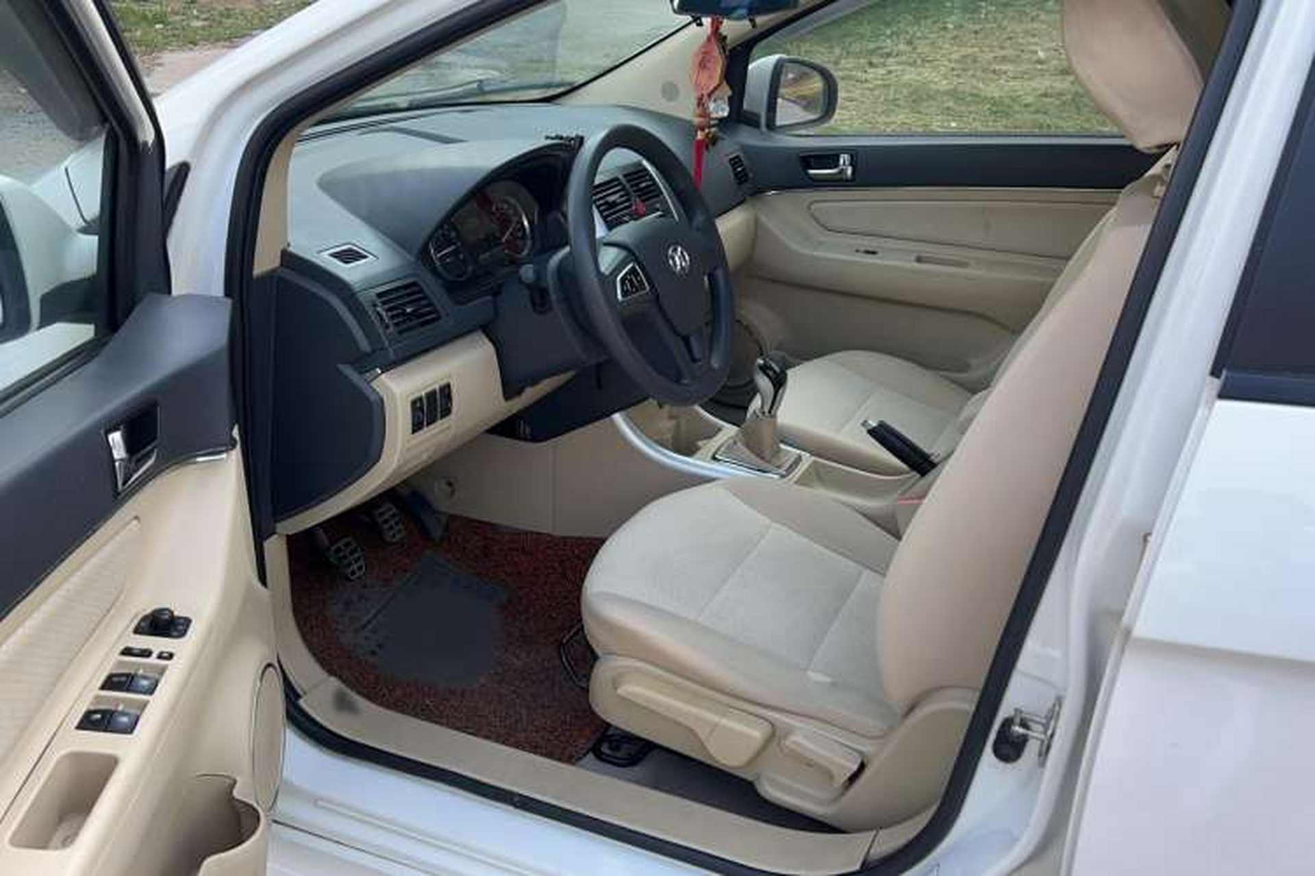 Used BAIC Senova D20 2015 Hatchback 1.5L Manual Leshang Version Driver Seat