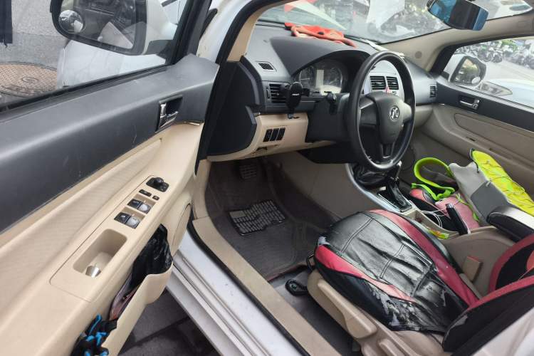 Used BAIC Senova D20 2015 Hatchback 1.5L Automatic Lotte Edition Driver Seat