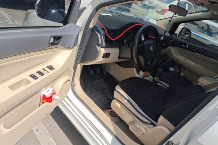 Used BAIC Senova D20 2015 Hatchback 1.5L Manual Lotte Edition Driver Seat