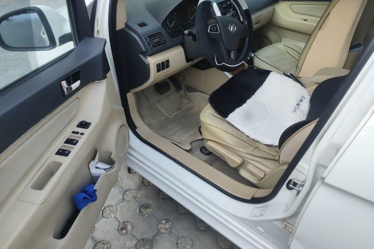 Used BAIC Senova D20 2015 Hatchback 1.5L Automatic Joyful Edition Driver Seat