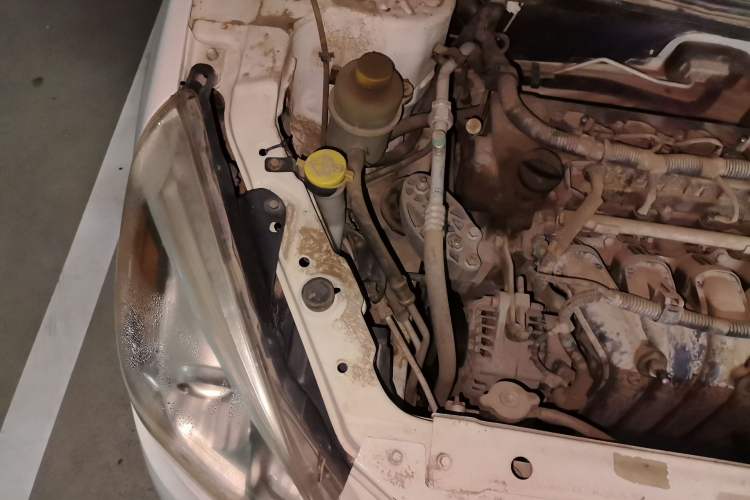 Used BAIC Senova D20 2015 Hatchback 1.5L Manual Lotte Edition Engine Bay Right