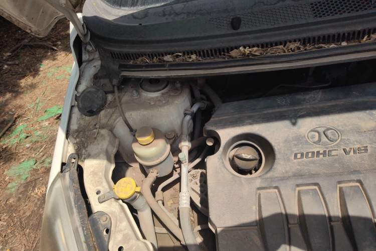 Used BAIC Senova D20 2015 Hatchback 1.5L Manual Lotte Edition Engine Bay Right