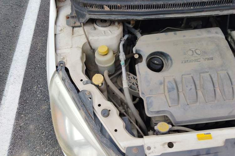 Used BAIC Senova D20 2015 Hatchback 1.5L Manual Lotte Edition Engine Bay Right
