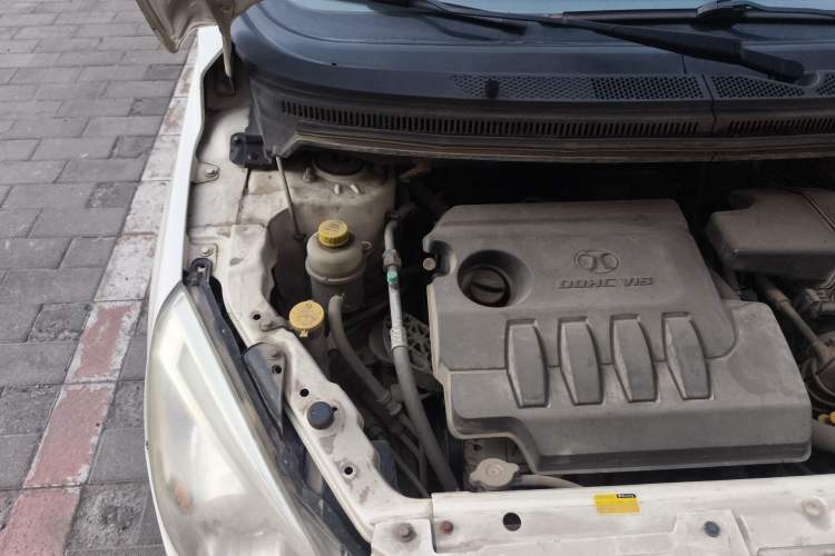 Used BAIC Senova D20 2015 Hatchback 1.5L Automatic Lotte Edition Engine Bay Right