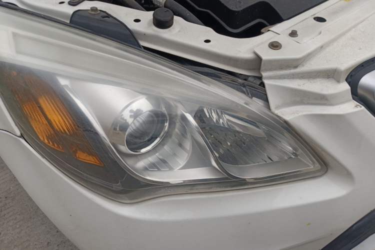 Used BAIC Senova D20 2015 Hatchback 1.5L Automatic Joyful Edition Engine Bay Right