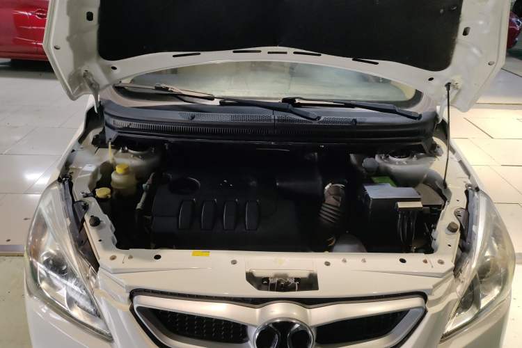 Used BAIC Senova D20 2015 Hatchback 1.5L Automatic Joyful Edition Engine Bay