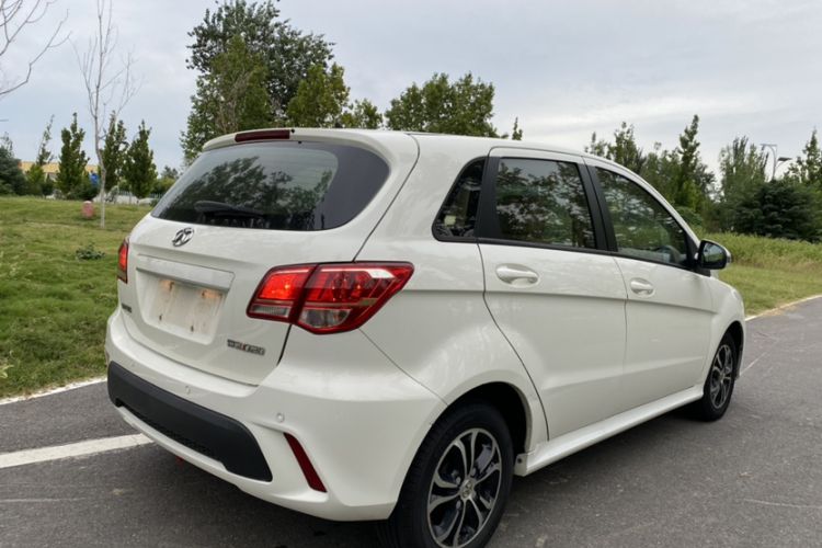 Used BAIC Senova D20 2015 Hatchback 1.5L Automatic Lotte Edition Exterior 2