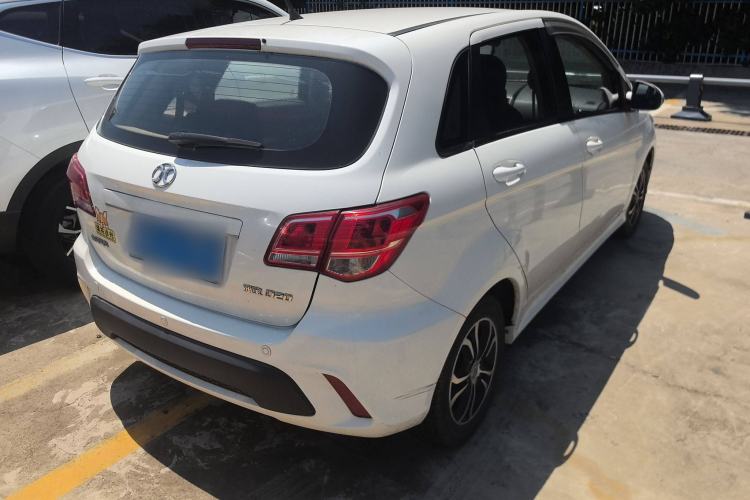 Used BAIC Senova D20 2015 Hatchback 1.5L Automatic Joyful Edition Exterior 3