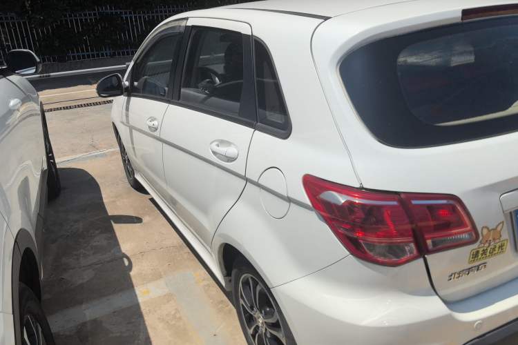 Used BAIC Senova D20 2015 Hatchback 1.5L Automatic Joyful Edition Exterior 5