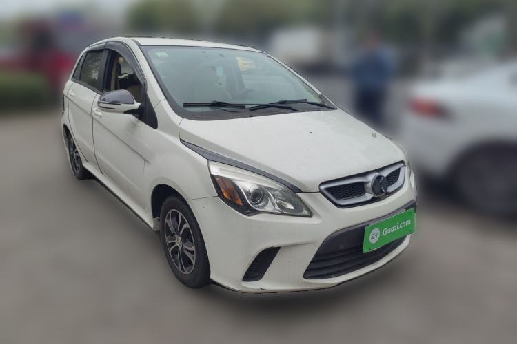 Used BAIC Senova D20 2015 Hatchback 1.5L Automatic Lotte Edition Front Right 45 Deg