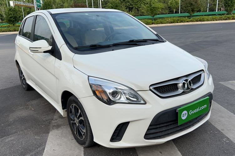 Used BAIC Senova D20 2015 Hatchback 1.5L Manual Lotte Edition Front Right 45 Deg