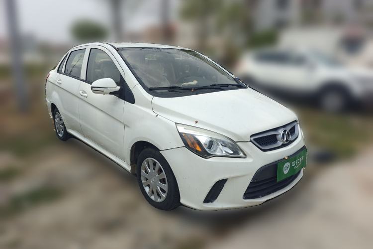 Used BAIC Senova D20 2015 Sedan 1.3L Manual Joy Edition Front Right 45 Deg