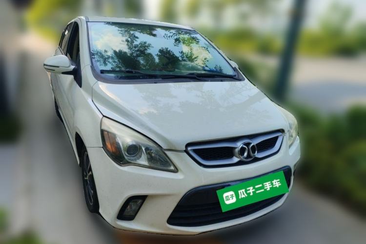 Used BAIC Senova D20 2015 Hatchback 1.5L Automatic Joyful Edition Front Right 45 Deg