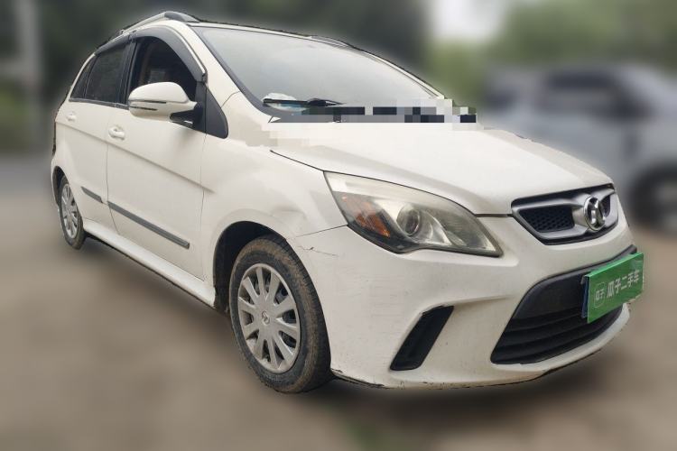 Used BAIC Senova D20 2015 Hatchback 1.3L Manual Leisure Edition Front Right 45 Deg