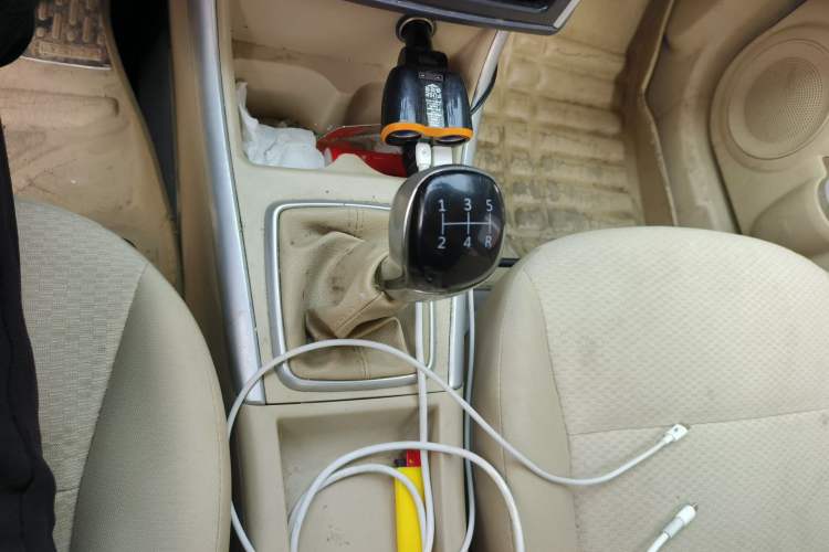 Used BAIC Senova D20 2015 Hatchback 1.3L Manual Leisure Edition Gear Lever