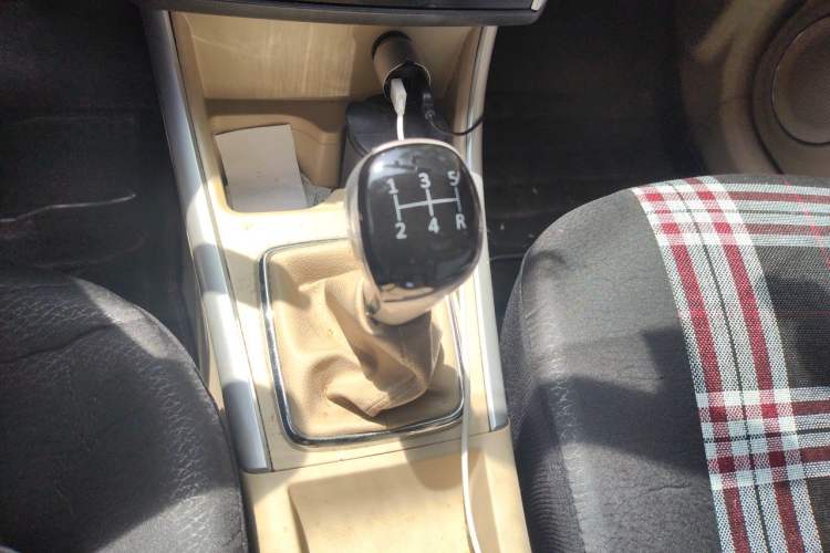 Used BAIC Senova D20 2015 Hatchback 1.5L Manual Lotte Edition Gear Lever