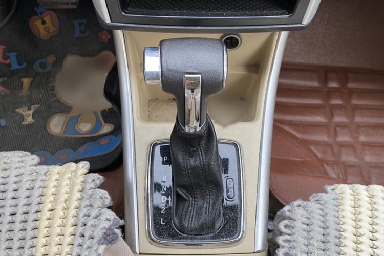 Used BAIC Senova D20 2015 Hatchback 1.5L Automatic Lotte Edition Gear Lever