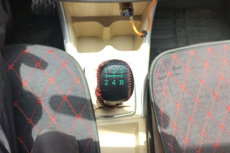Used BAIC Senova D20 2015 Hatchback 1.5L Manual Lotte Edition Gear Lever