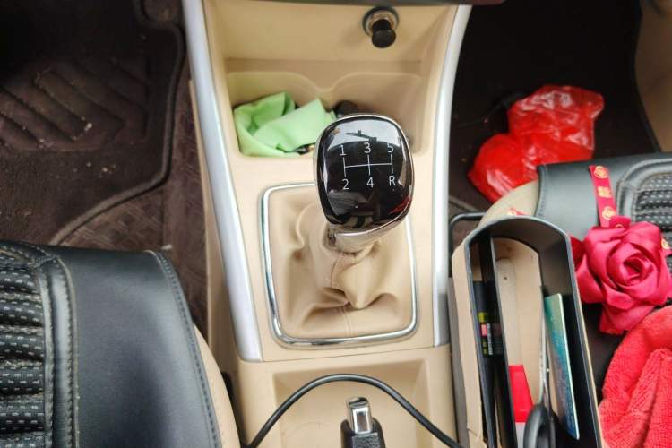 Used BAIC Senova D20 2015 Hatchback 1.5L Manual Lotte Edition Gear Lever