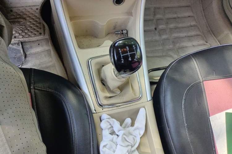 Used BAIC Senova D20 2015 Hatchback 1.5L Manual Lotte Edition Gear Lever