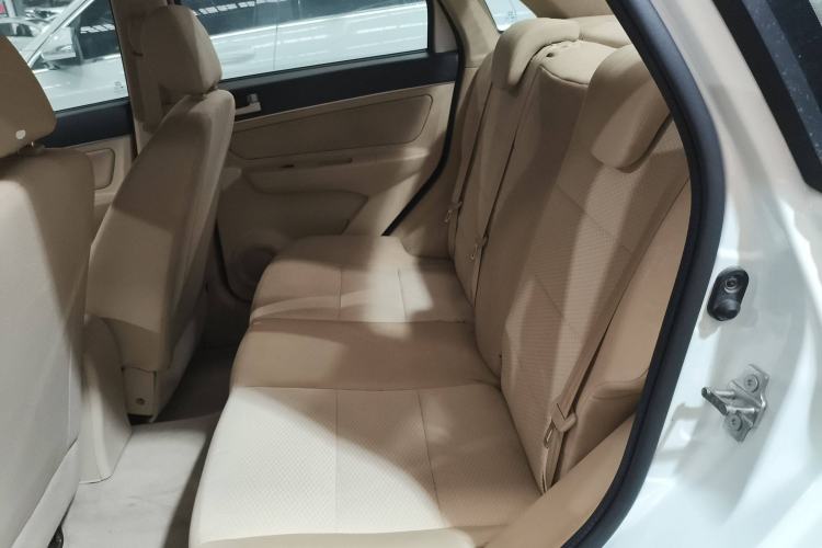 Used BAIC Senova D20 2015 Sedan 1.3L Manual Joy Edition Interior 4