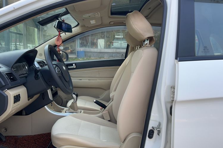 Used BAIC Senova D20 2015 Hatchback 1.5L Manual Leshang Version Left Front Seat