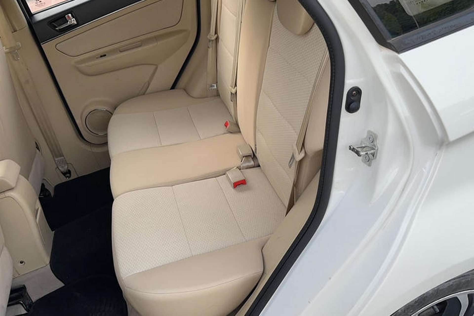 Used BAIC Senova D20 2015 Hatchback 1.5L Manual Lotte Edition Left Rear Seat