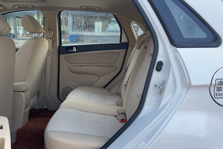 Used BAIC Senova D20 2015 Hatchback 1.5L Manual Leshang Version Left Rear Seat