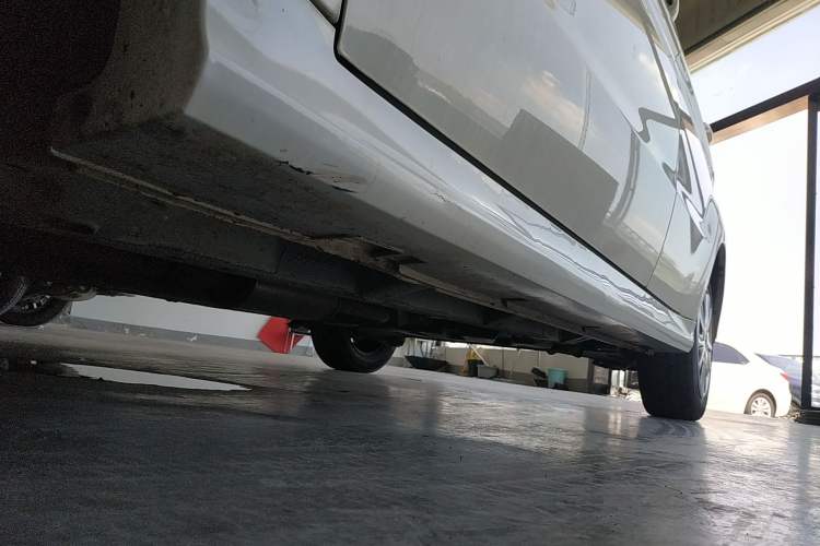 Used BAIC Senova D20 2015 Hatchback 1.3L Manual Joy Edition Left Side Sill