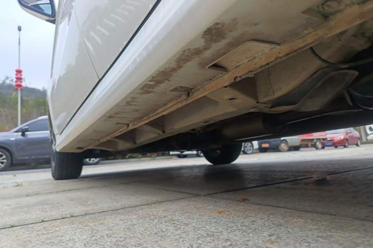 Used BAIC Senova D20 2015 Hatchback 1.5L Automatic Lotte Edition Left Side Sill